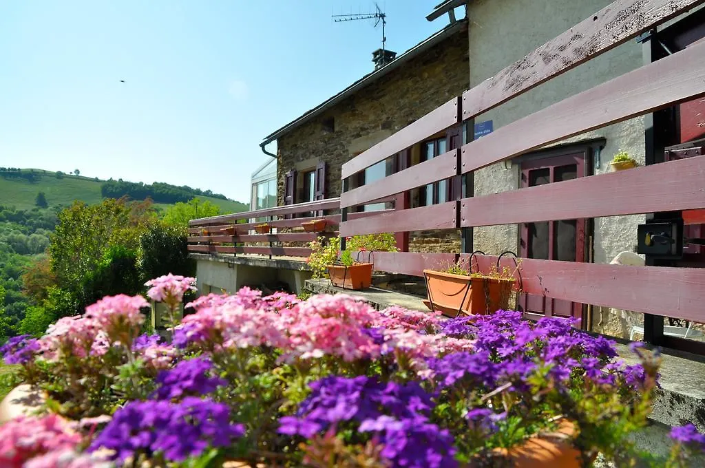 Bed and Breakfast Chez Lucien Trébas 0*,  Francja